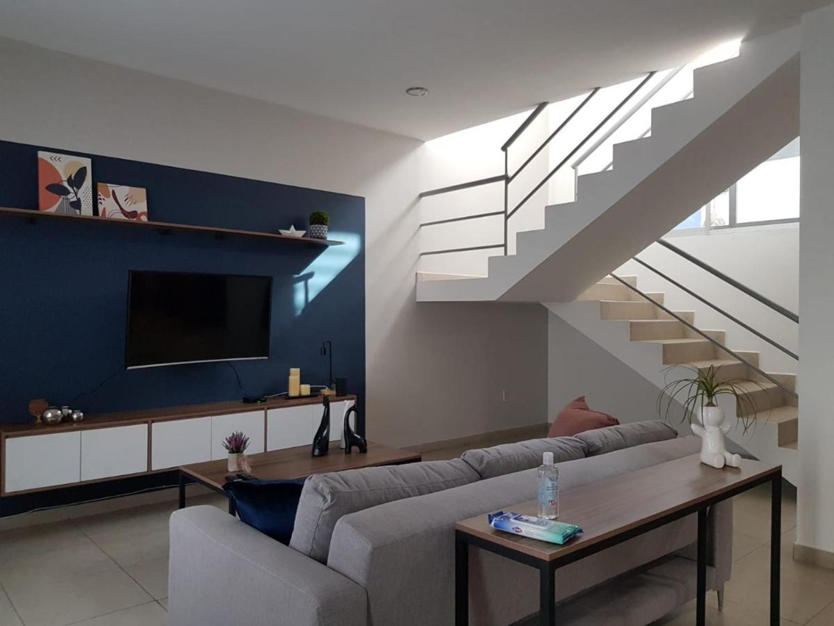 Casa Azul Turquesa Excelente Ubicacion Facturamos Villa Guadalajara Exterior foto