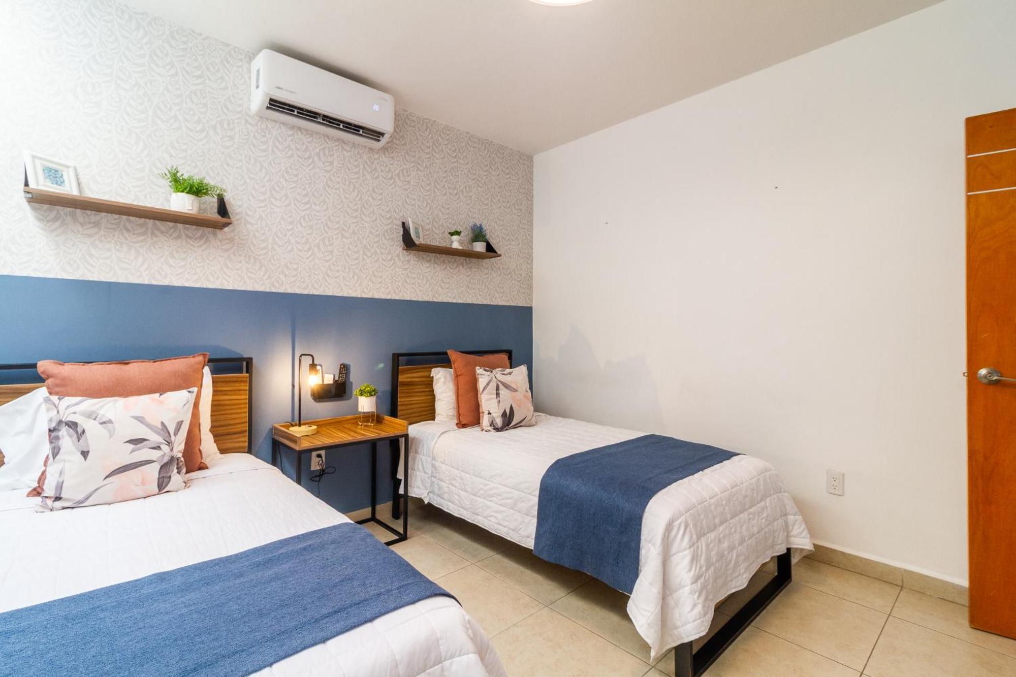 Casa Azul Turquesa Excelente Ubicacion Facturamos Villa Guadalajara Exterior foto
