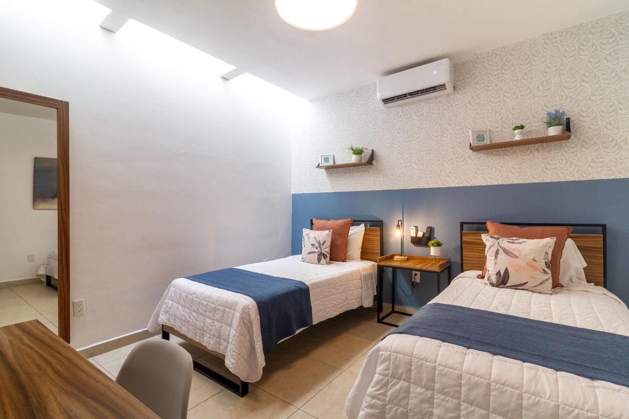 Casa Azul Turquesa Excelente Ubicacion Facturamos Villa Guadalajara Exterior foto